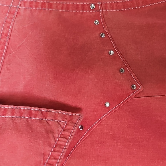 Wrangler Women's Coral Embroidered Button-Down Shirt. Size Meduim. - Picture 4 of 8